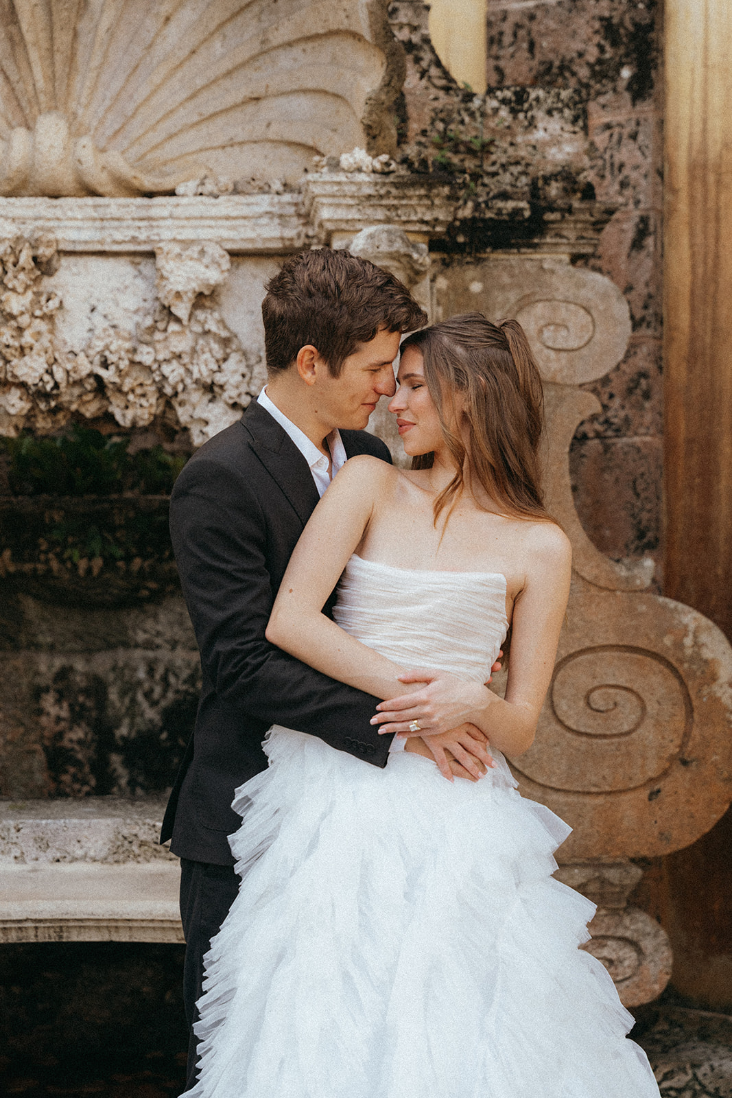 Viscaya Bride and groom nose to nose by Vizcaya Wedding Photographer Elsie Goodman.