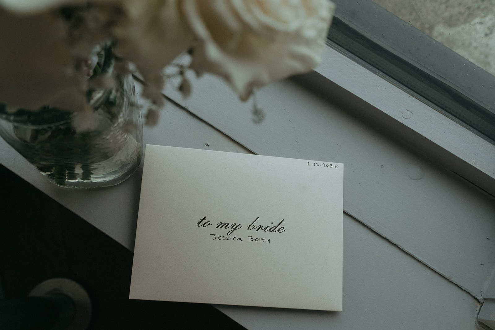 "To my bride" letter from groom, a sentimental detail worth adding to any wedding shot list